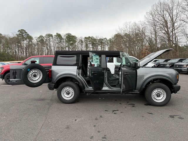 New 2025 Ford Bronco 4-Door image 22