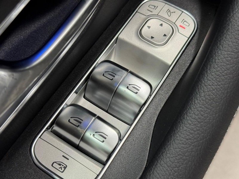 New 2026 Mercedes-Benz GLS 450 4MATIC image 16