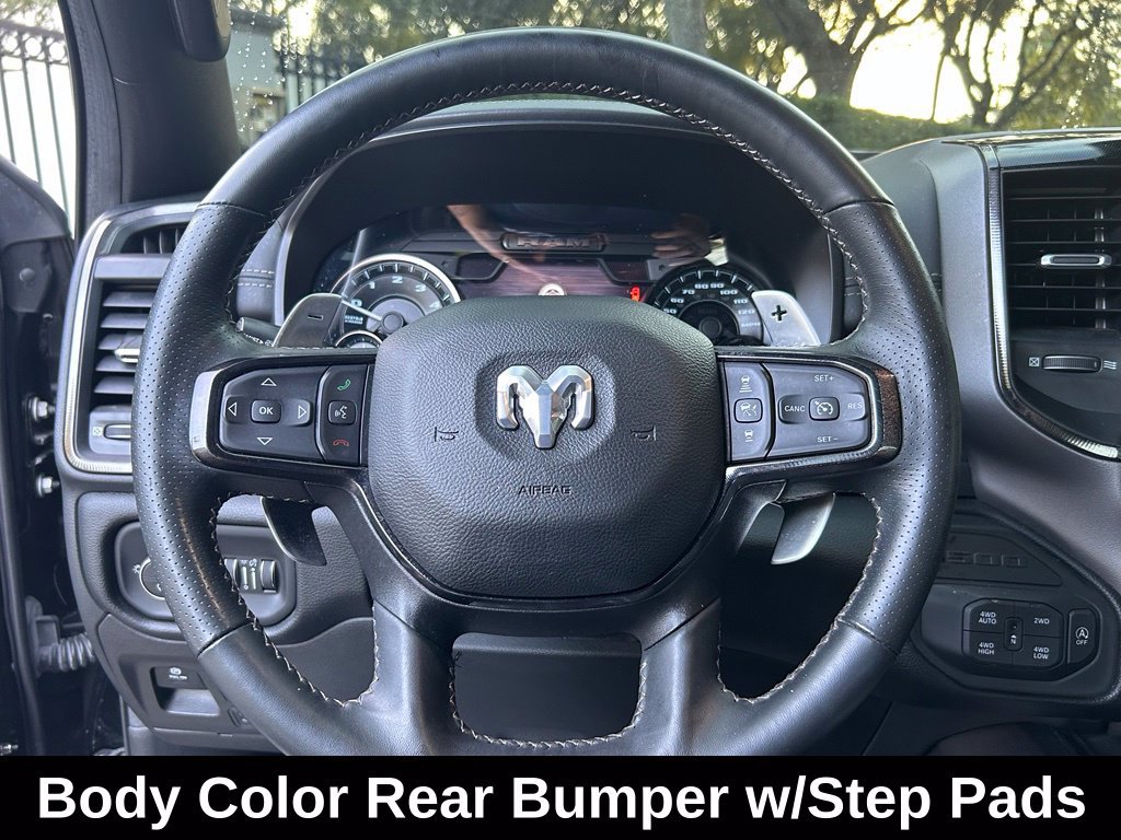 Used 2022 RAM 1500 Laramie AWD/4WD image 17
