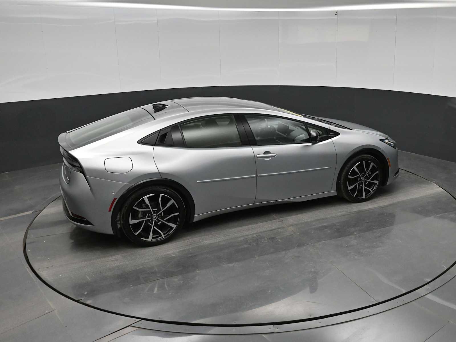 Used 2026 Toyota Prius Plug-In Hybrid w/ Limited Premium Package FWD image 29