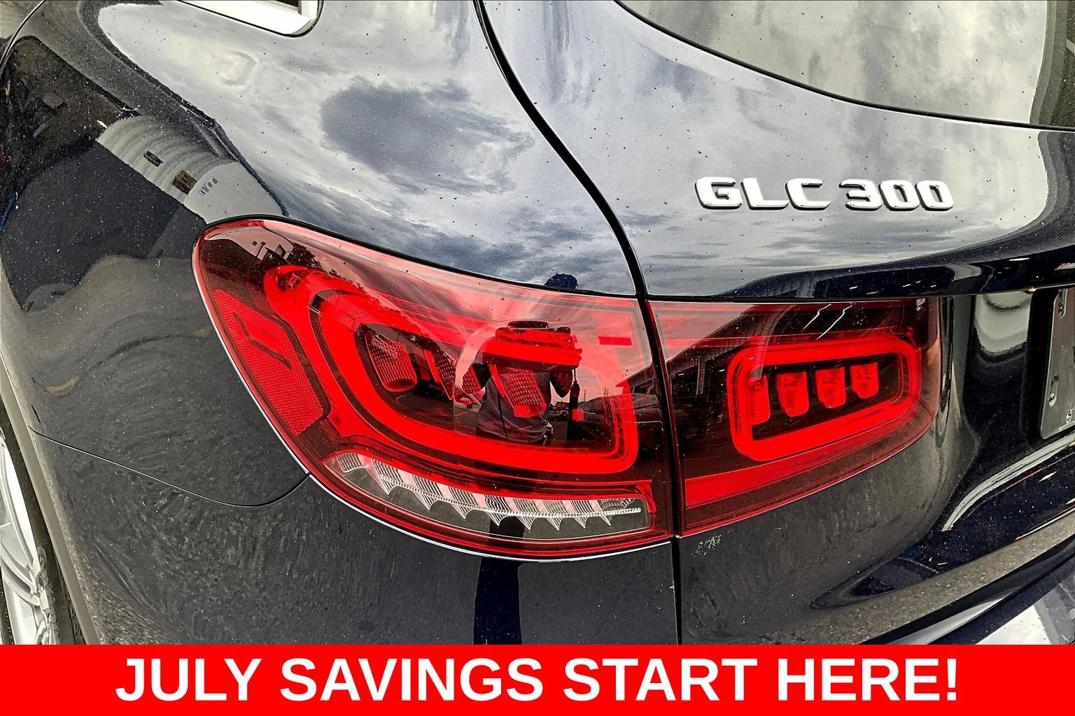 Used 2021 Mercedes-Benz GLC 300 4MATIC image 29