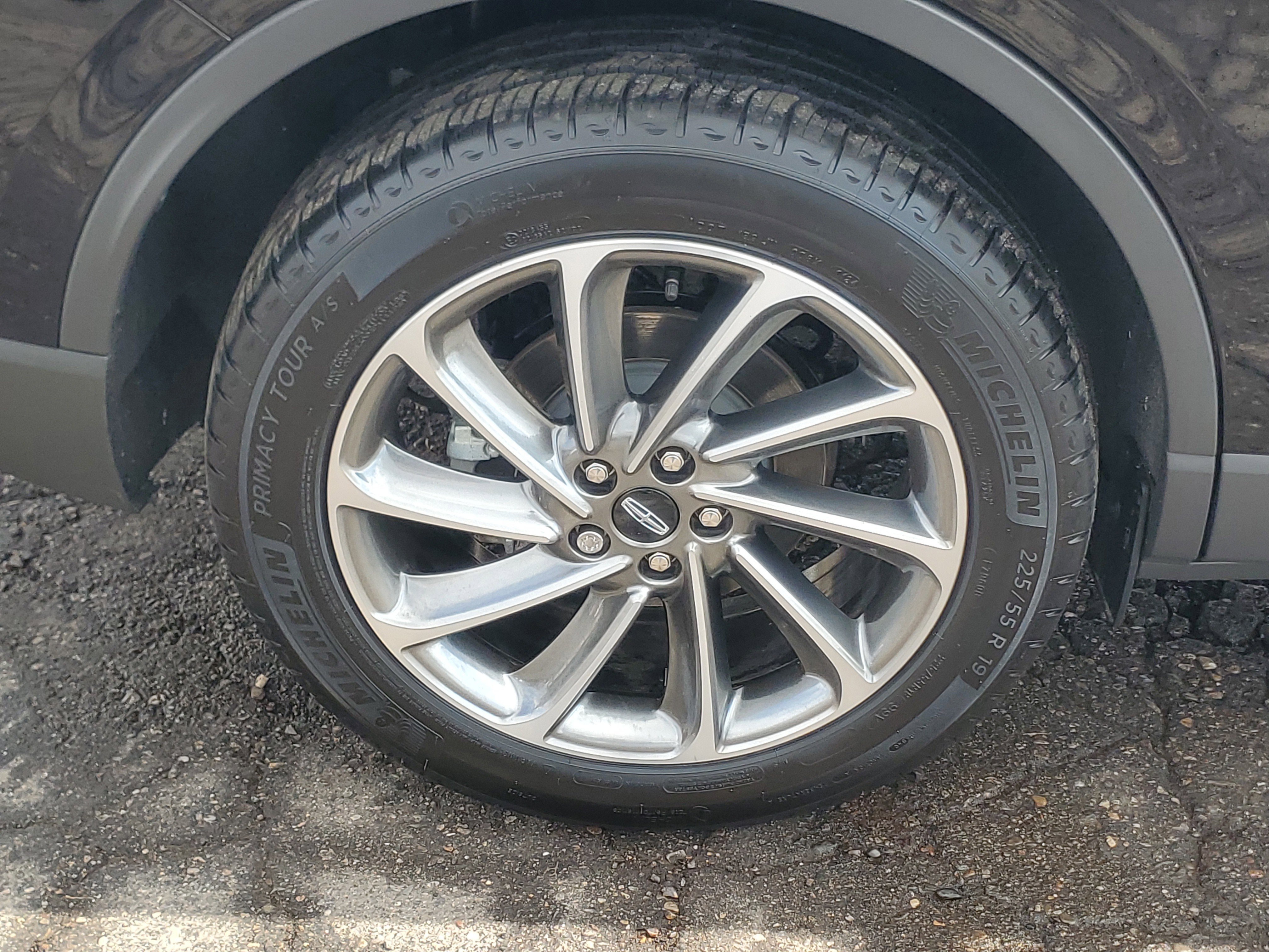 Certified 2024 Lincoln Corsair AWD w/ Equipment Group 101A image 7