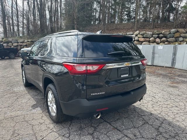 Used 2021 Chevrolet Traverse LT image 3