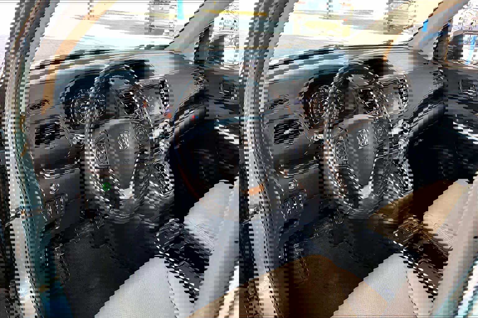 Used 2016 Honda CR-V Touring image 18