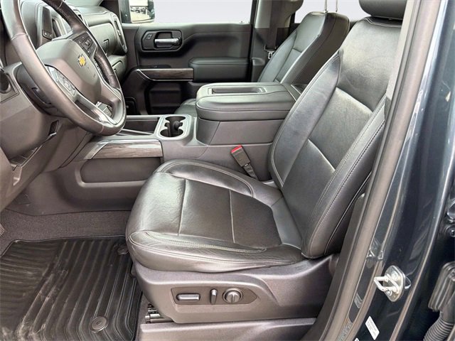 Used 2020 Chevrolet Silverado 1500 LTZ w/ LTZ Plus Package image 24