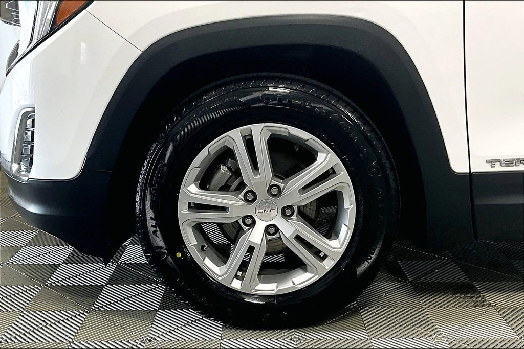 Used 2018 GMC Terrain SLE image 8