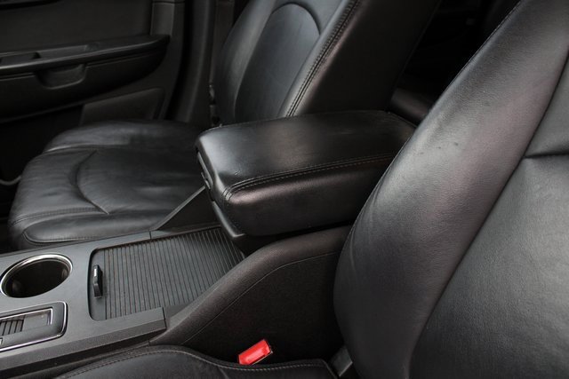 Used 2012 Chevrolet Traverse LT image 6