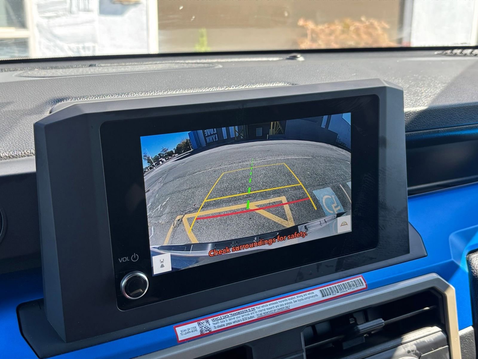 Used 2025 Toyota Tacoma TRD Off-Road image 17