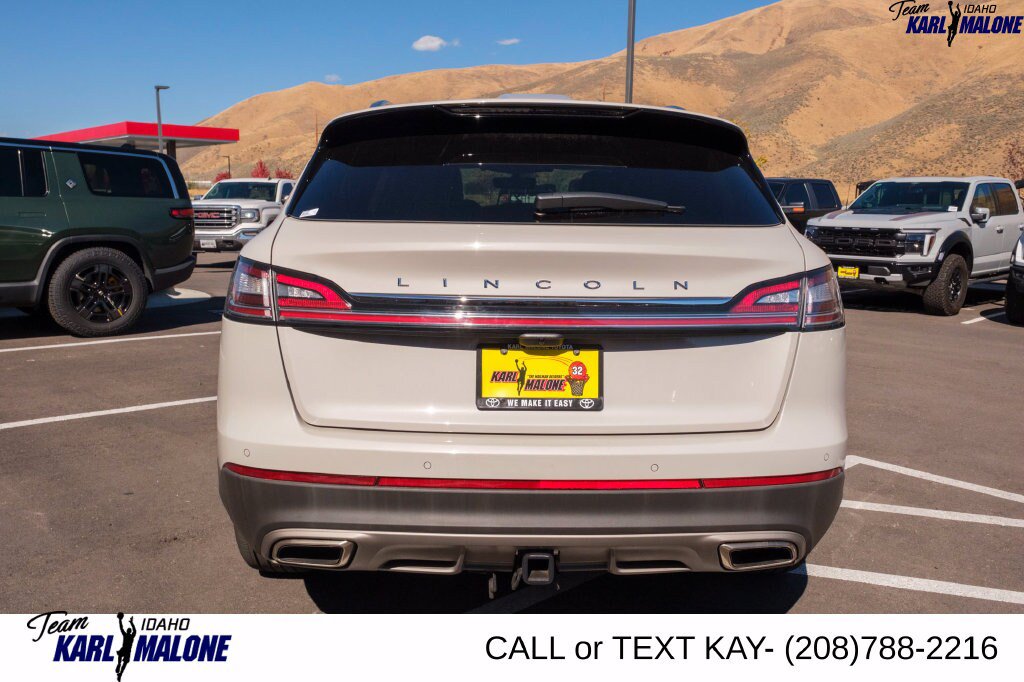 Used 2023 Lincoln Nautilus Reserve w/ Equipment Group 201A AWD/4WD image 14