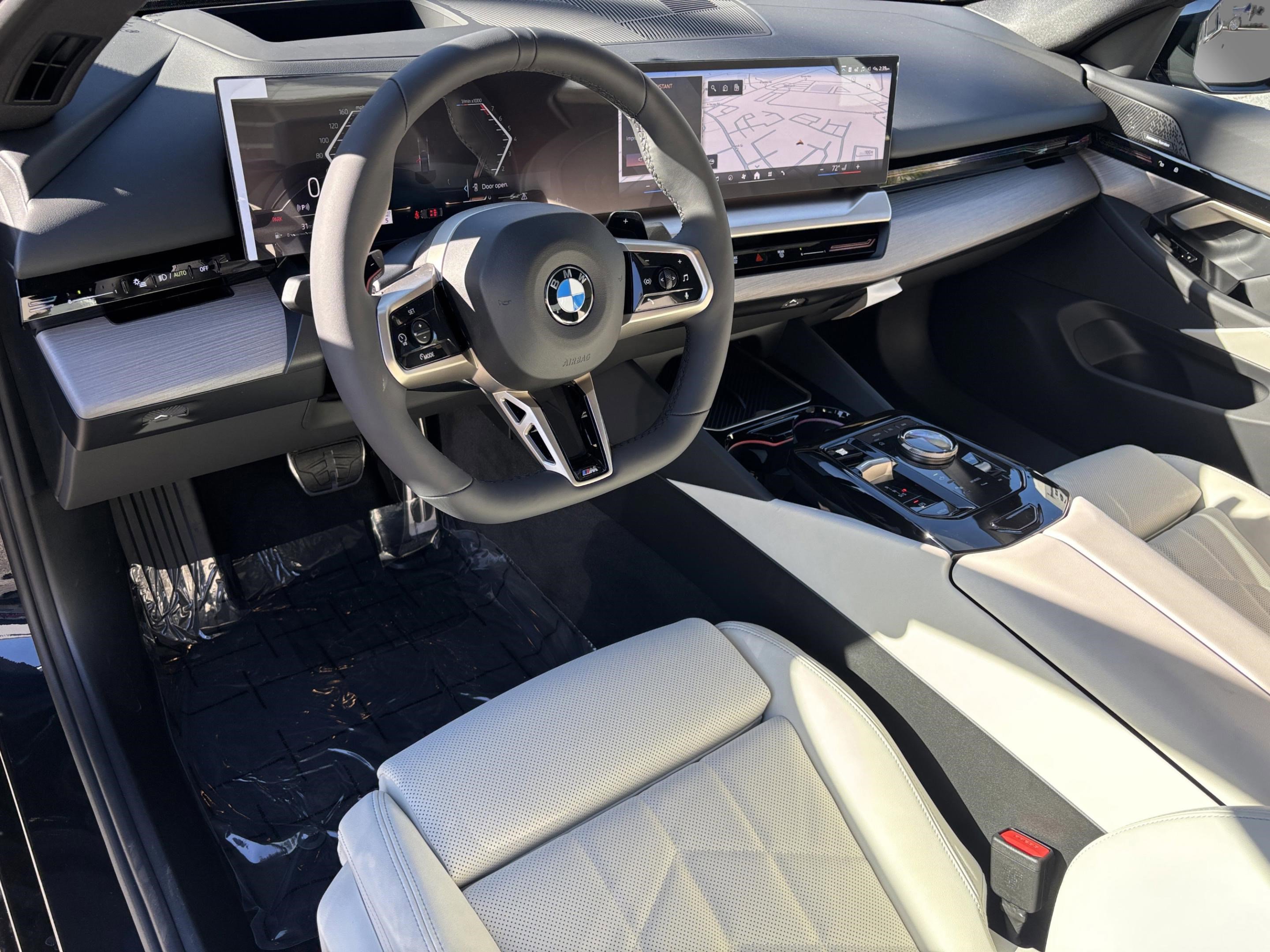 Used 2026 BMW 530i w/ M Sport Package image 22