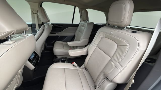 Used 2022 Lincoln Aviator Reserve w/ Equipment Group 201A image 20