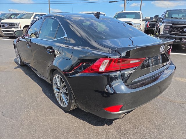 Used 2016 Lexus IS 300 AWD image 4