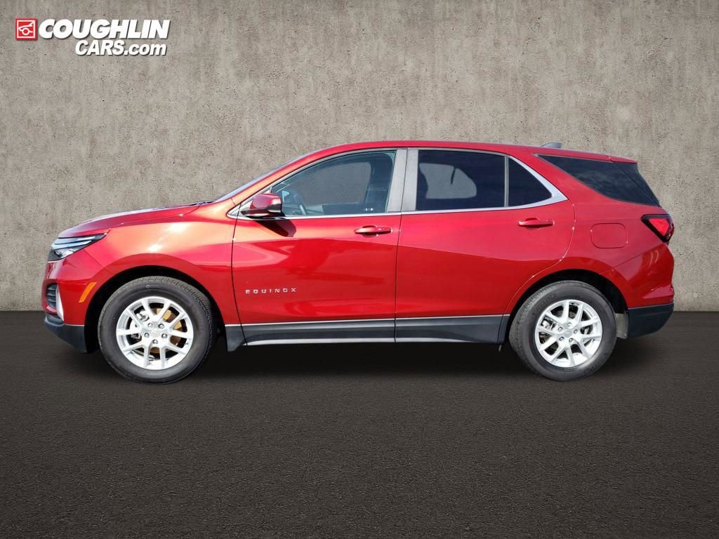 Used 2024 Chevrolet Equinox LT image 2