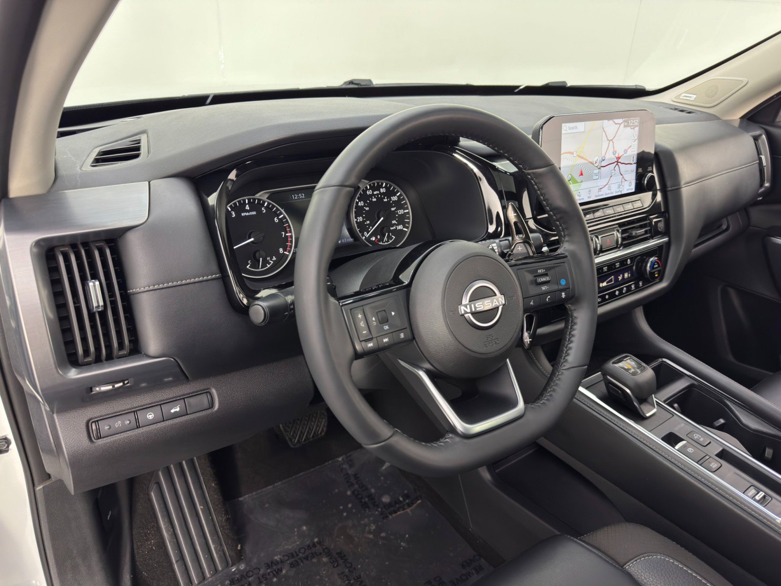 Used 2023 Nissan Pathfinder SL w/ SL Premium Package image 13