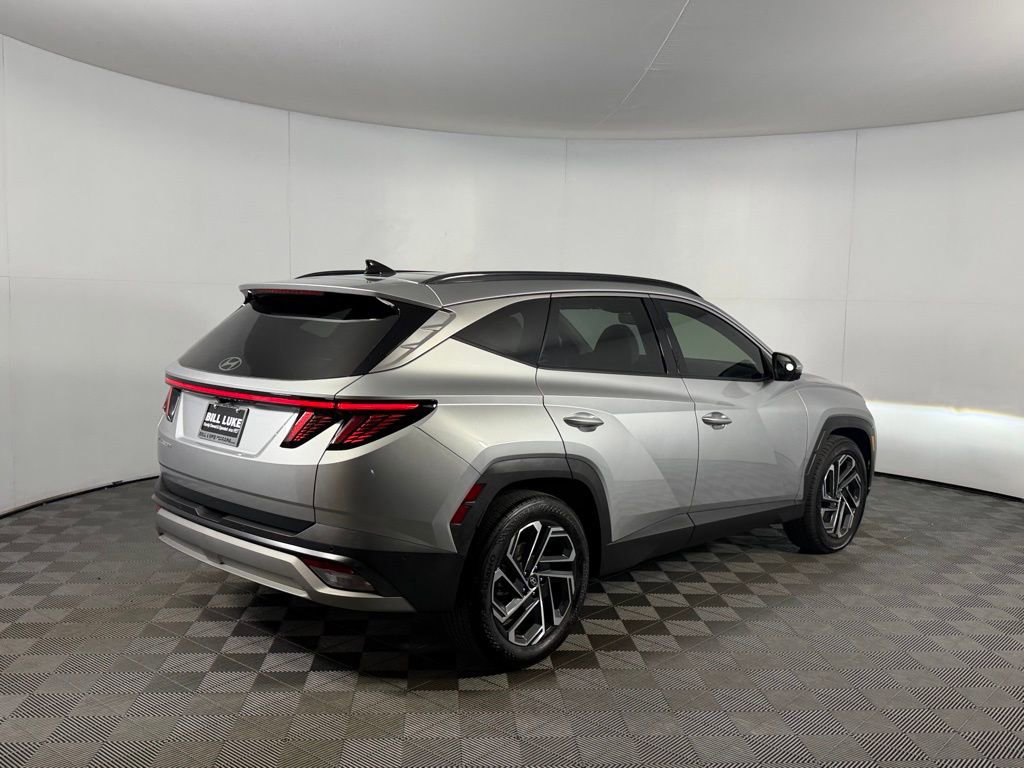 Used 2025 Hyundai Tucson Limited FWD image 10