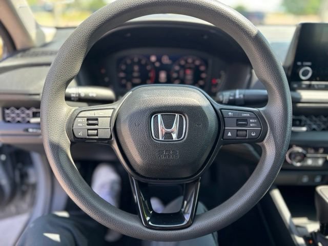Used 2025 Honda Accord SE image 16