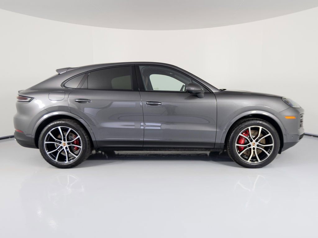 New 2026 Porsche Cayenne S image 11