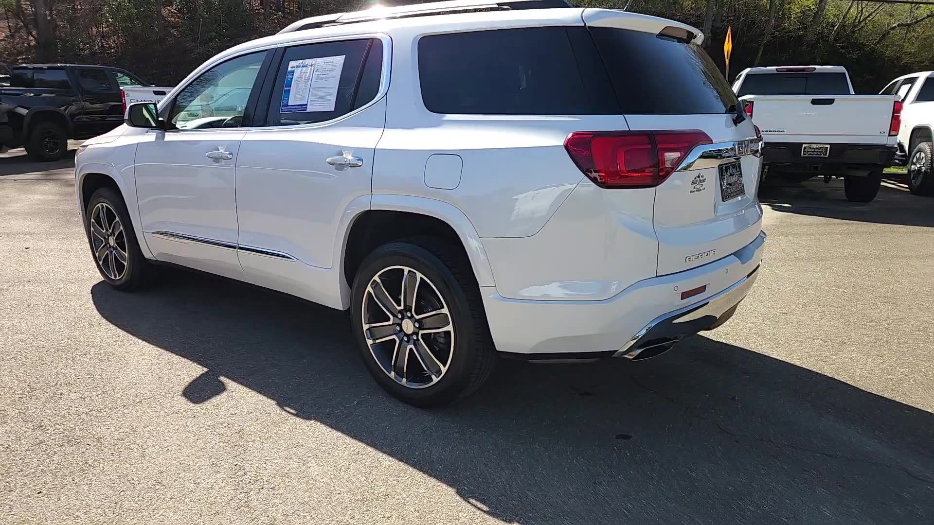Used 2019 GMC Acadia Denali image 13