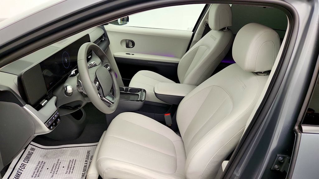 Used 2025 Hyundai Ioniq 5 Limited AWD/4WD image 20
