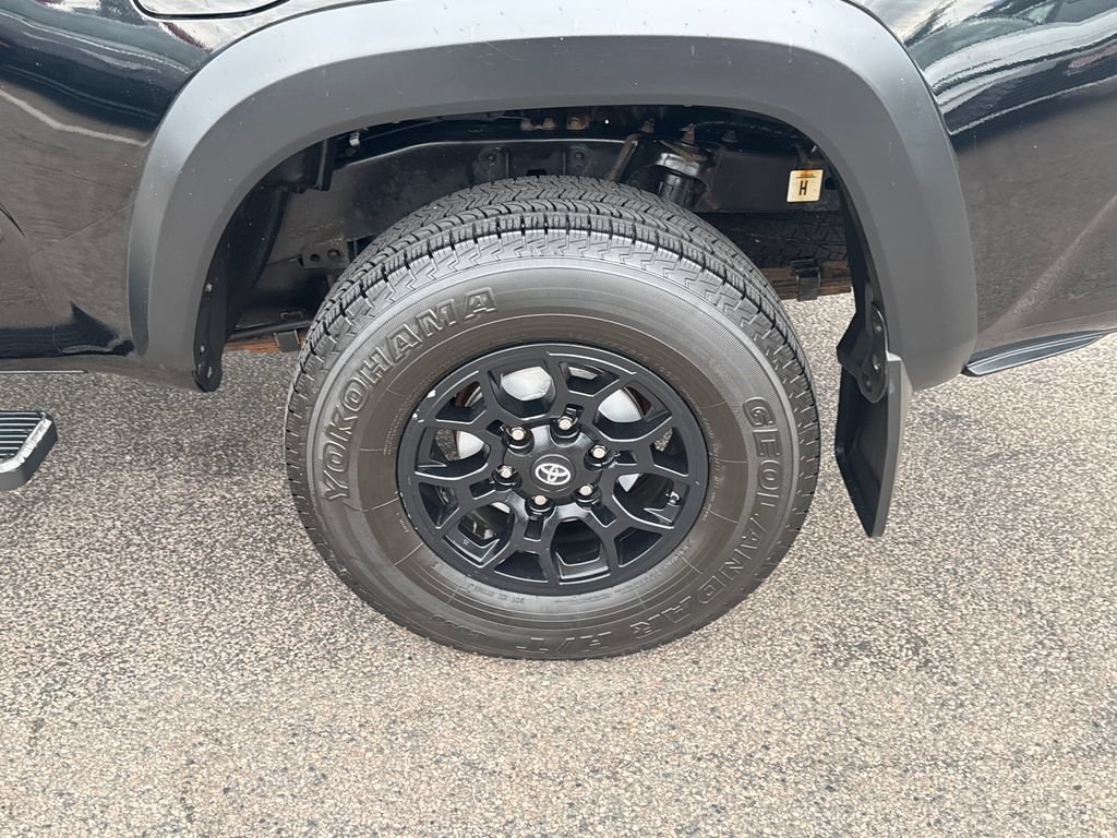 Used 2019 Toyota Tacoma SR w/ SX Package AWD/4WD image 39