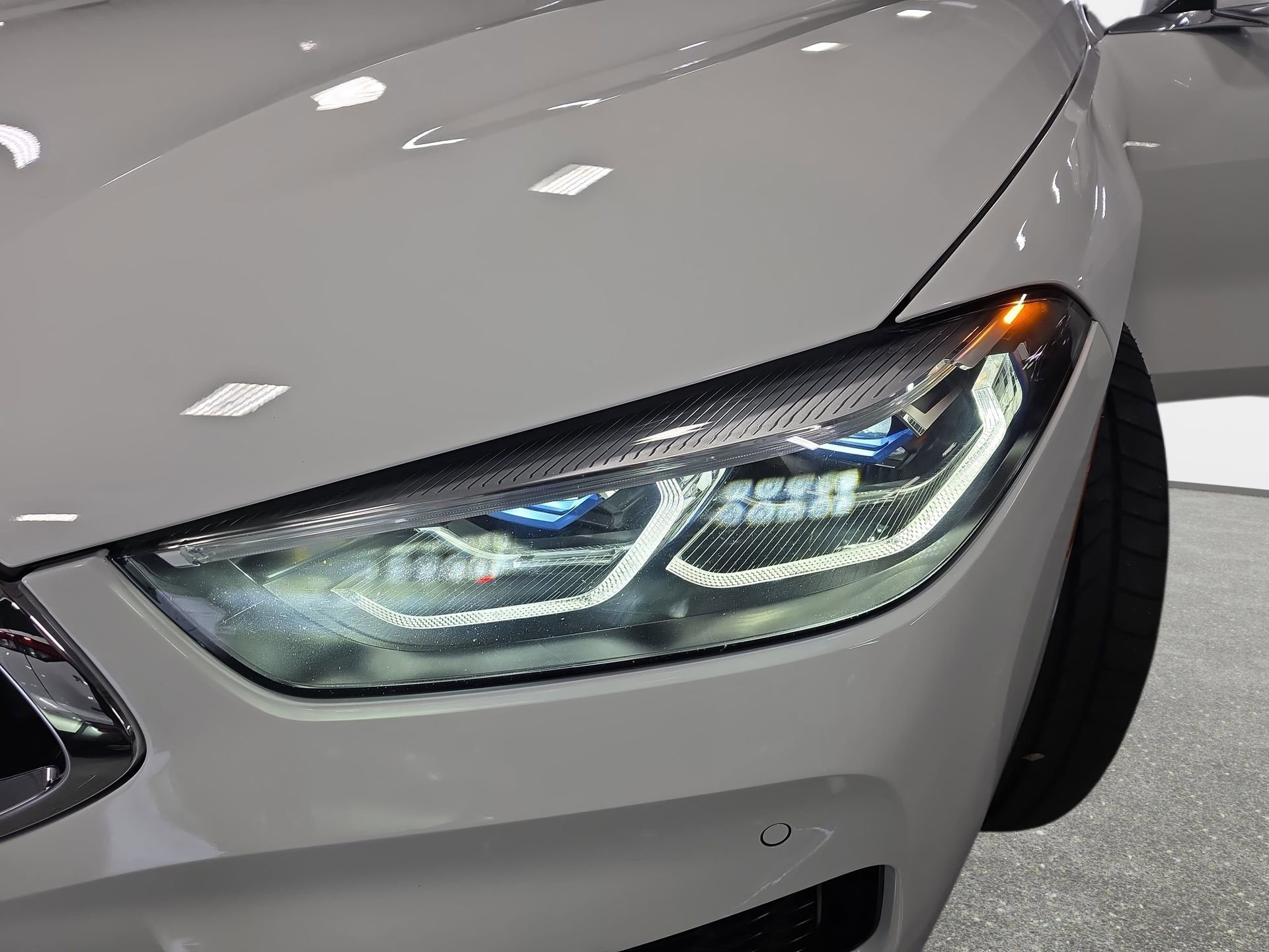 Used 2019 BMW M850i xDrive Convertible w/ Driver Assistance Package image 30