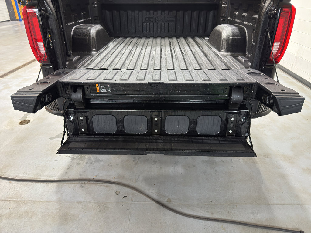 Used 2025 GMC Sierra 1500 AT4 w/ AT4 Premium Package image 24