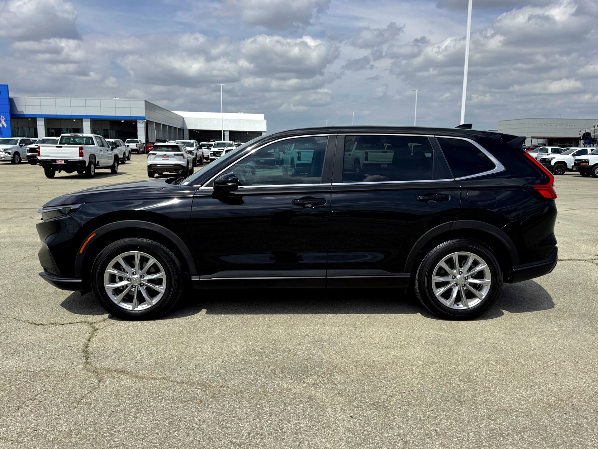Used 2023 Honda CR-V EX-L image 10