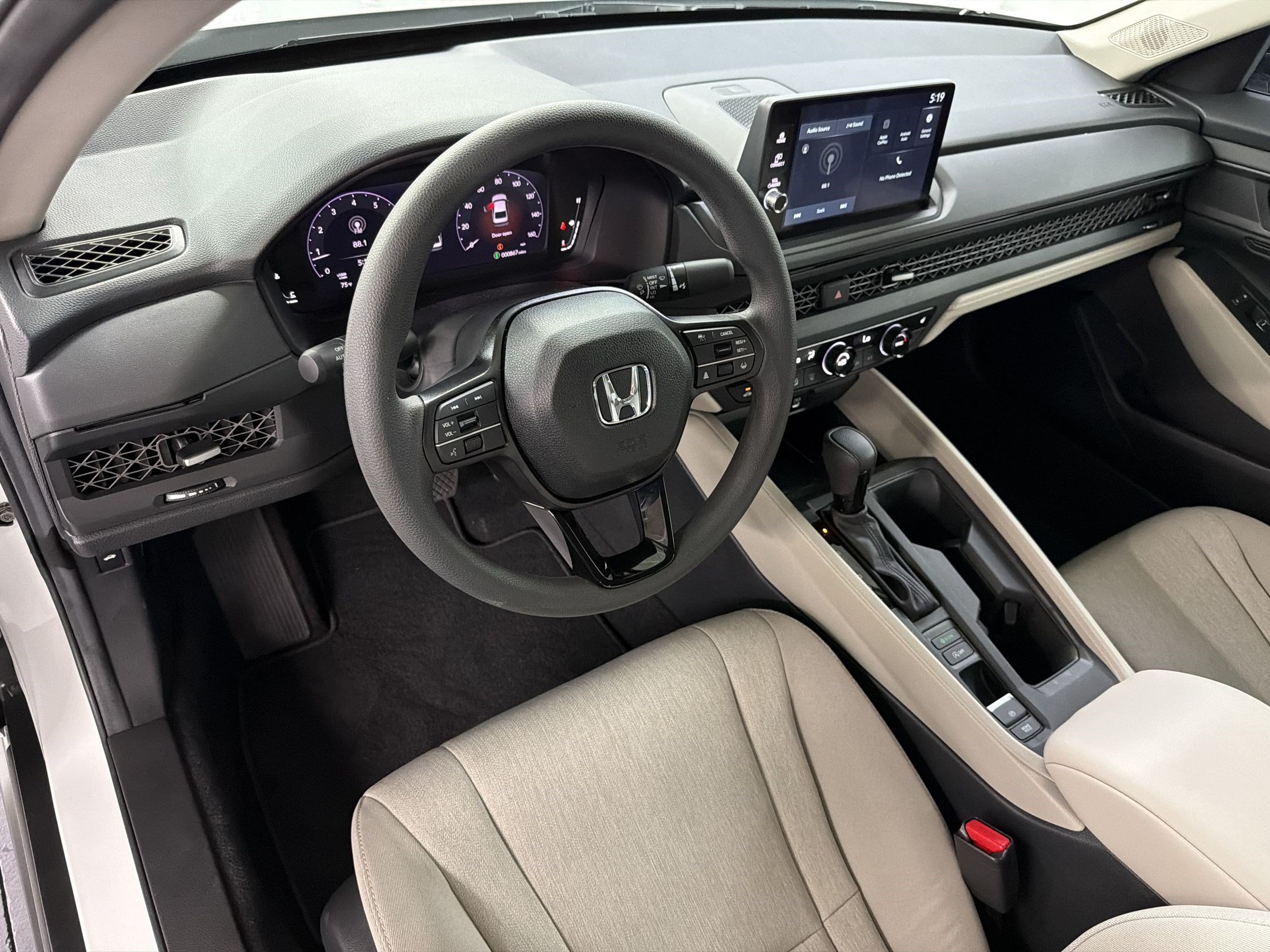Certified 2026 Honda Accord SE image 4