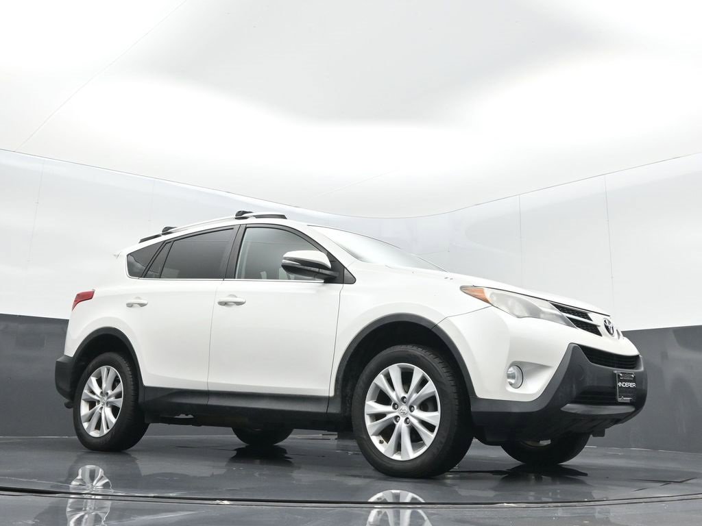 Used 2013 Toyota RAV4 Limited image 26
