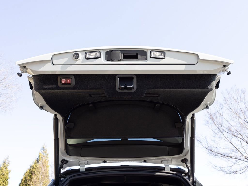 New 2026 Aston Martin DBX 707 image 53