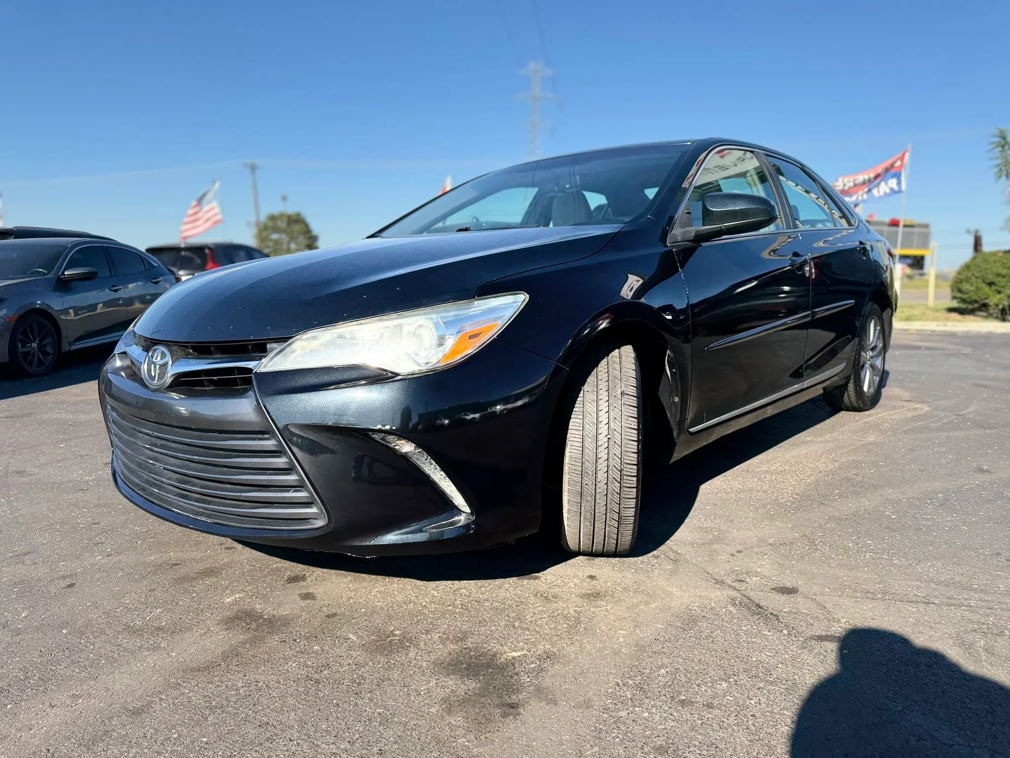 Used 2017 Toyota Camry XLE w/ Moonroof Package FWD image 7