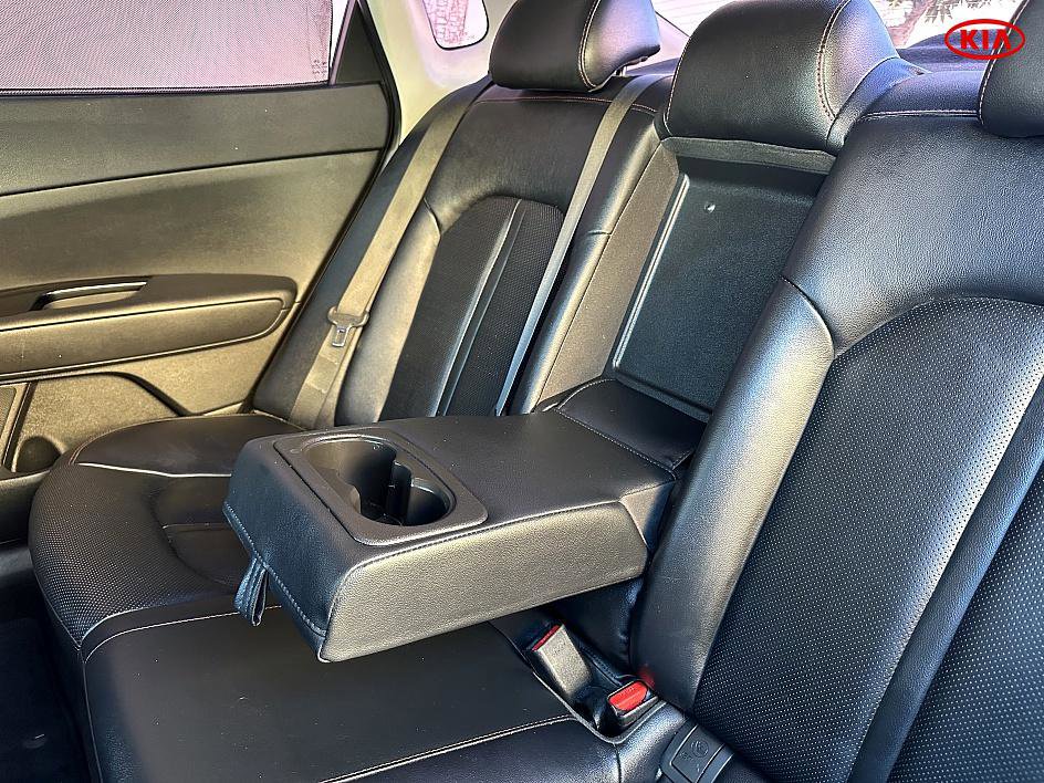 Used 2016 Kia Optima SX image 16