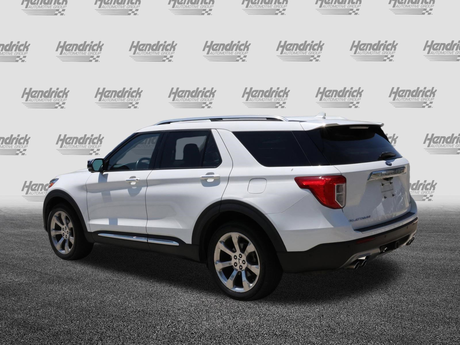 Used 2020 Ford Explorer Platinum w/ Premium Technology Package AWD/4WD image 7