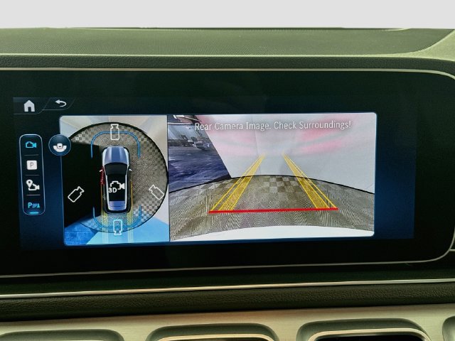 Used 2026 Mercedes-Benz GLE 350 4MATIC w/ Driver Assistance Package image 18
