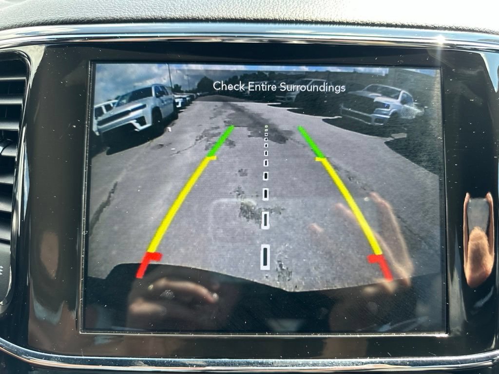 Used 2021 Jeep Grand Cherokee Laredo X RWD image 34