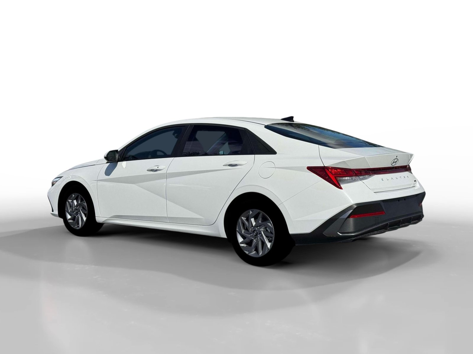 New 2026 Hyundai Elantra Hybrid FWD image 4