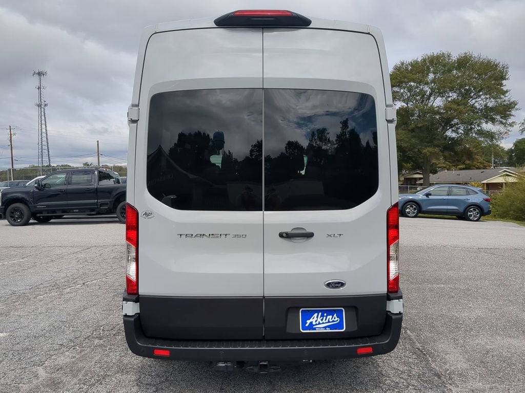 Used 2024 Ford Transit 350 XLT image 4