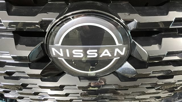 Used 2024 Nissan Kicks S FWD image 9