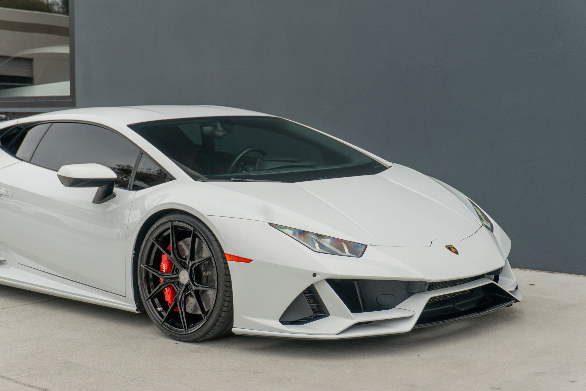 Used 2020 Lamborghini Huracan EVO image 36