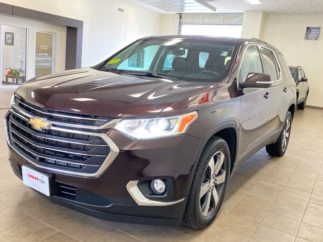 Used 2021 Chevrolet Traverse LT w/ LT Premium Package AWD/4WD image 4