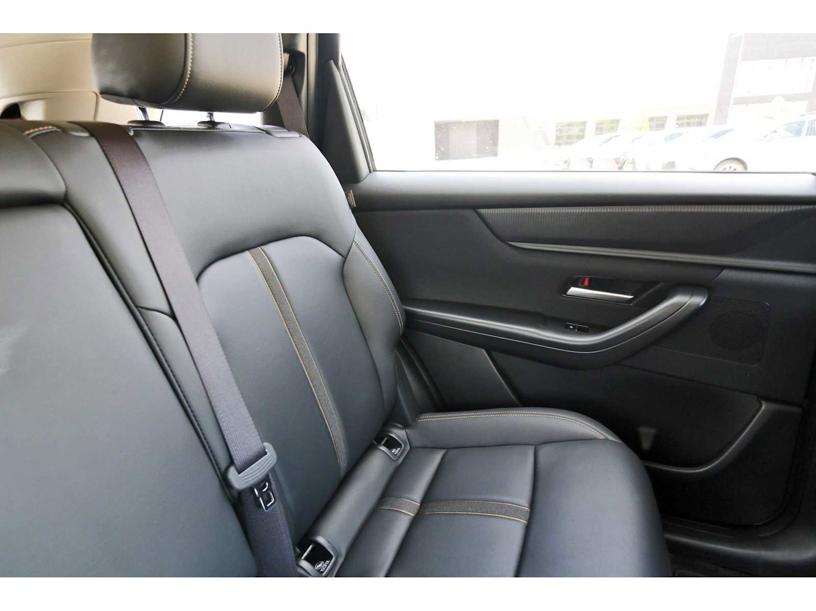 Used 2025 MAZDA CX-90 3.3 Turbo w/ Select Package image 10