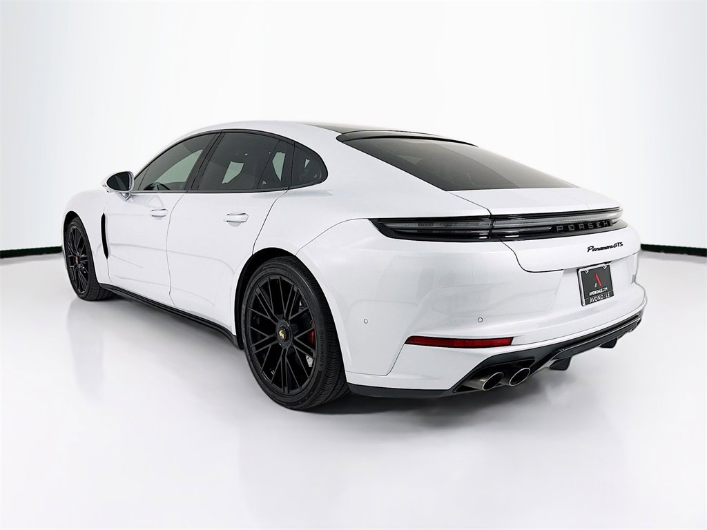 Certified 2025 Porsche Panamera GTS image 3