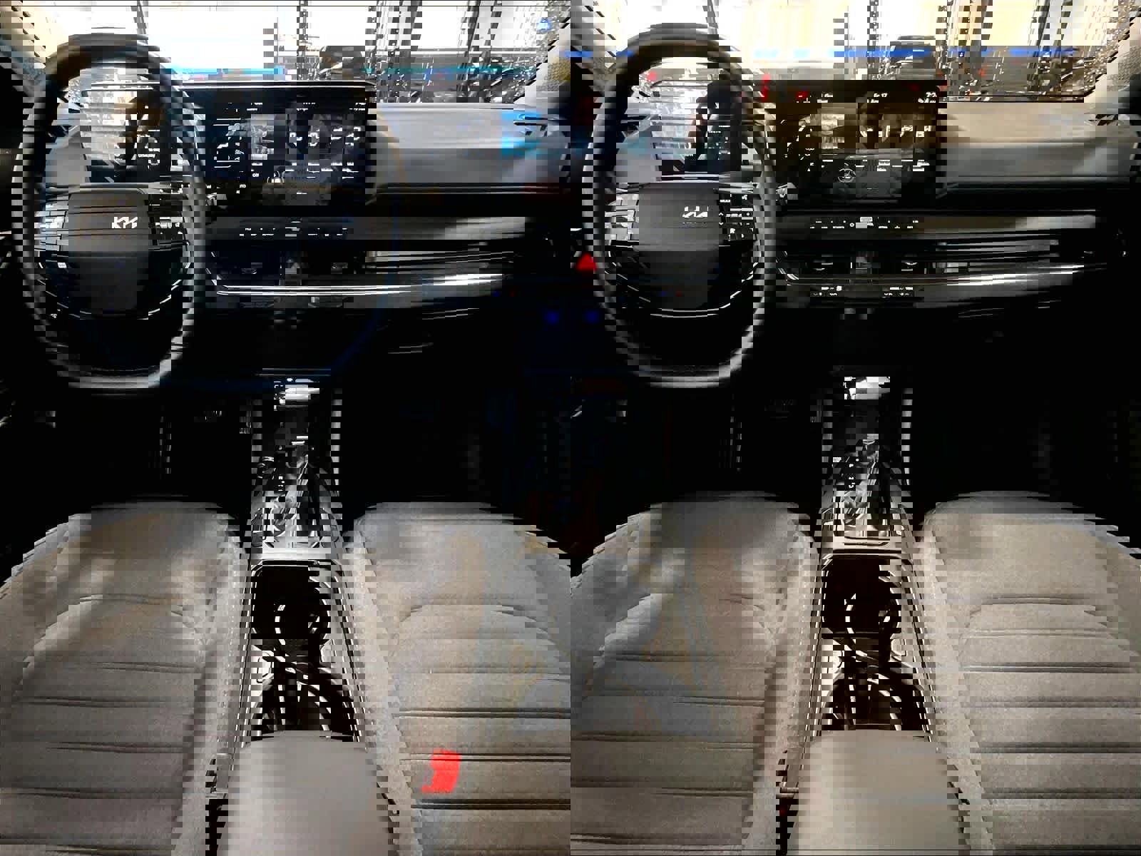 Used 2025 Kia K4 EX image 21