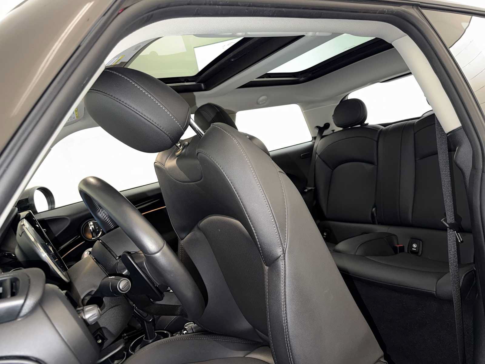 Used 2024 MINI Cooper S FWD image 21