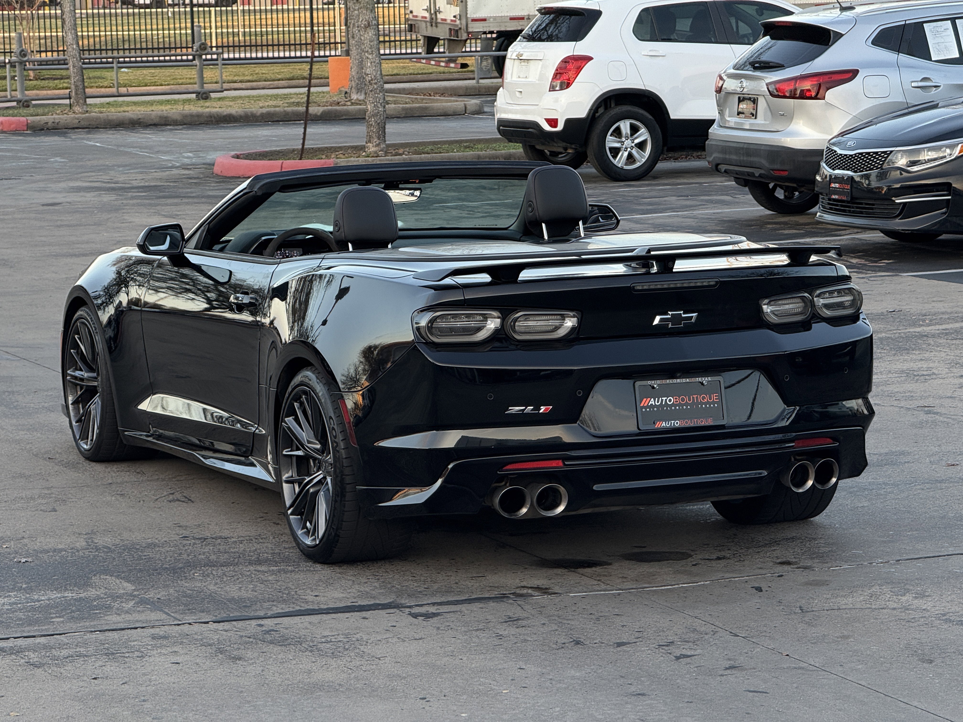 Used 2022 Chevrolet Camaro ZL1 image 9