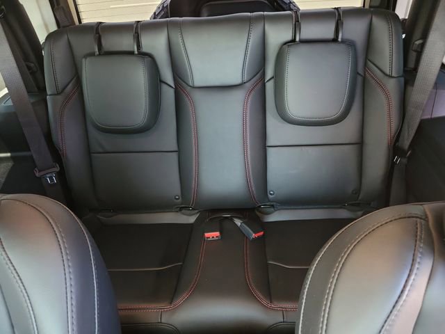 Used 2026 Jeep Wrangler Rubicon image 15