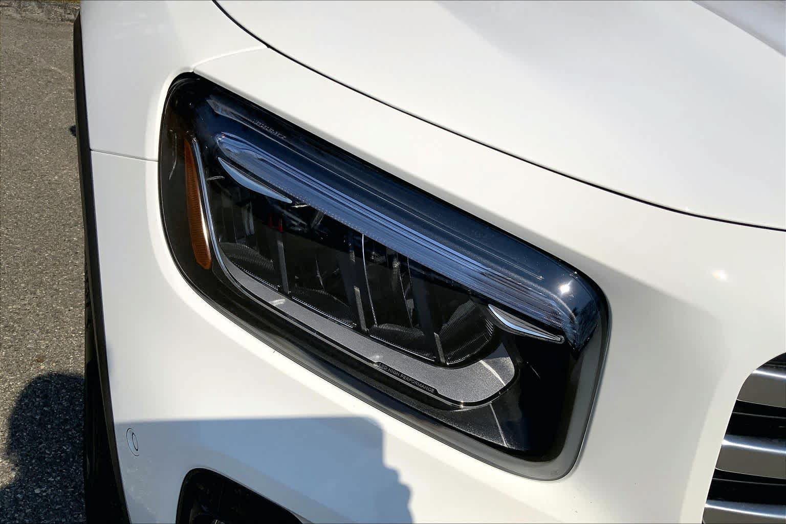 New 2026 Mercedes-Benz GLB 250 4MATIC image 17