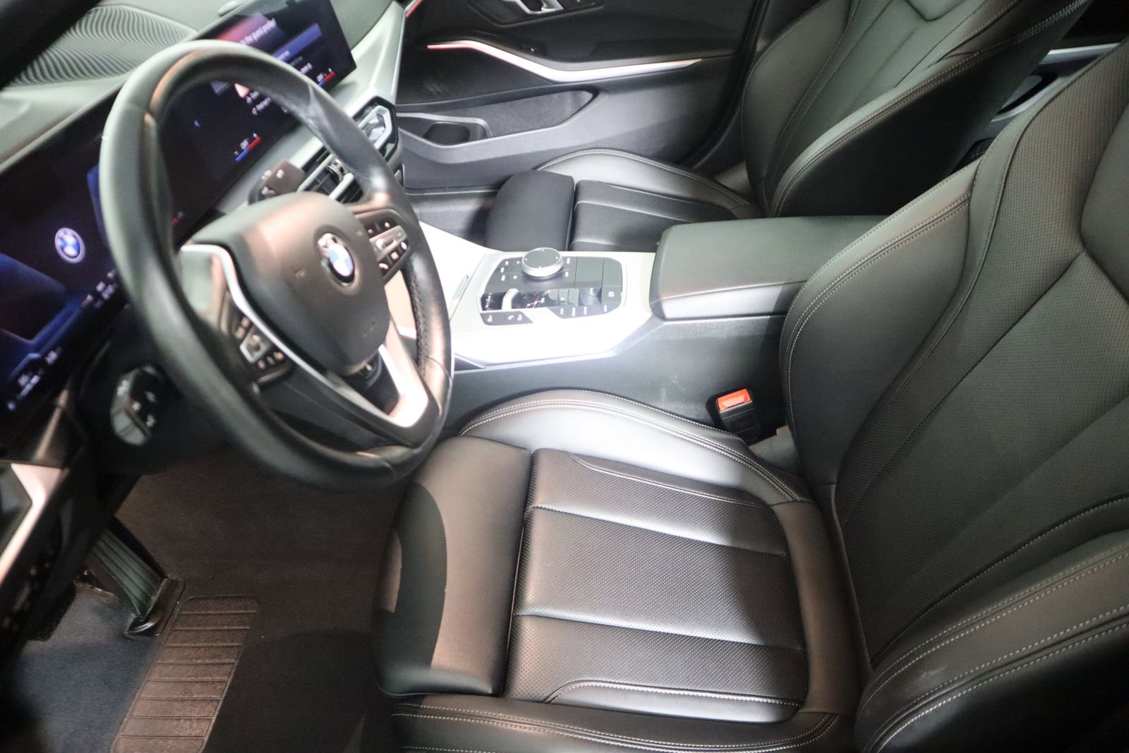 Used 2024 BMW 330i xDrive Sedan image 28