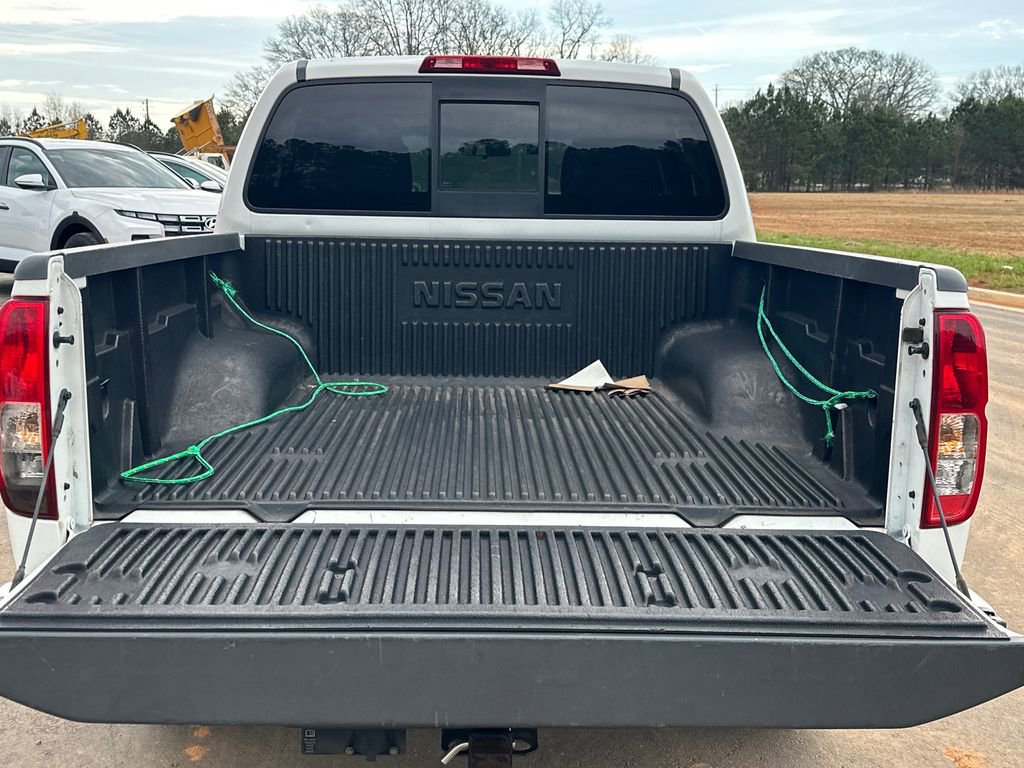 Used 2015 Nissan Frontier Desert Runner image 18