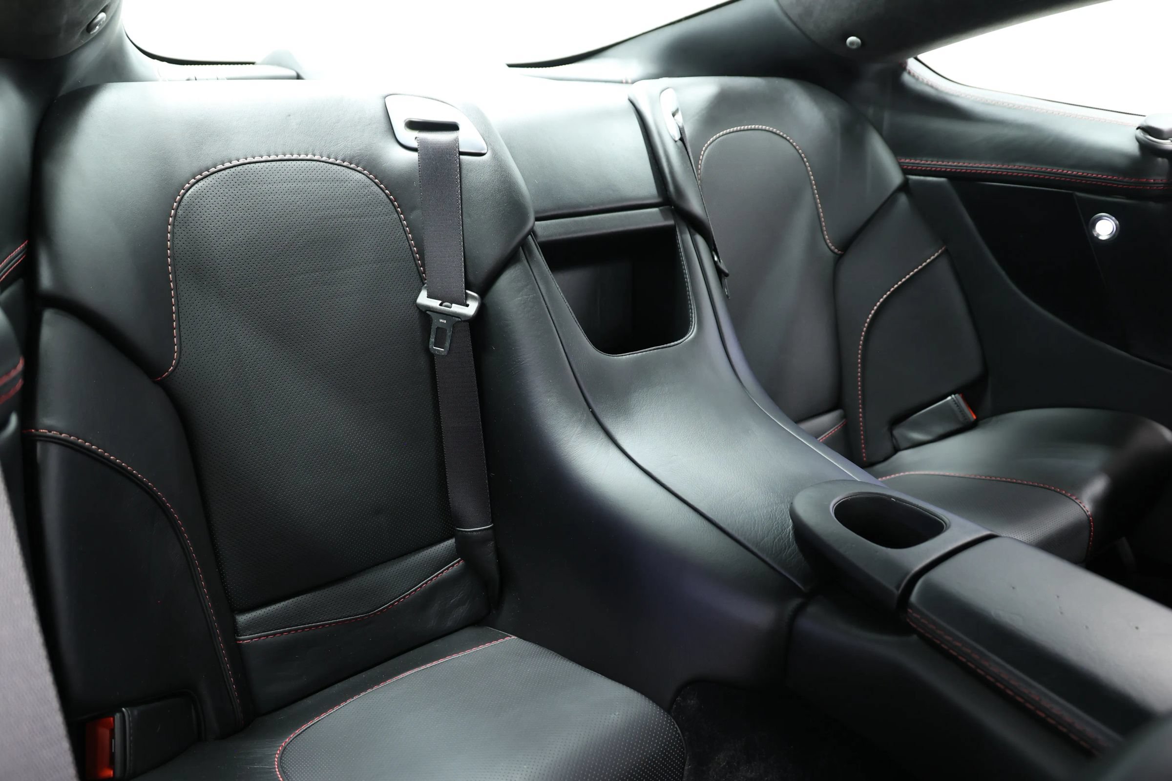 Used 2014 Aston Martin Vanquish Coupe RWD image 69
